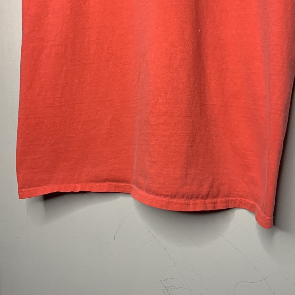 Kansas City Chiefs KC Cheetah Print Lettering Coral Red Short Sleeved Tee sz M - Picture 5 of 10